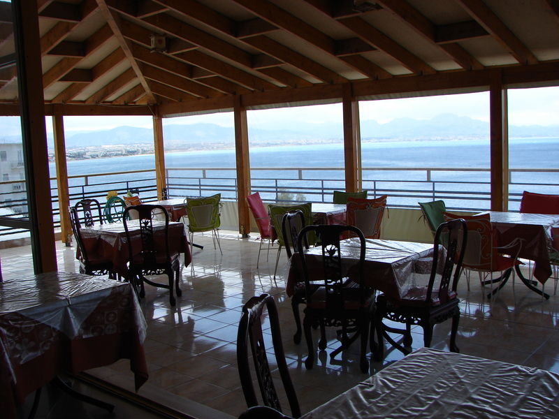 Petit Palais Hotel Loutraki  Exterior photo