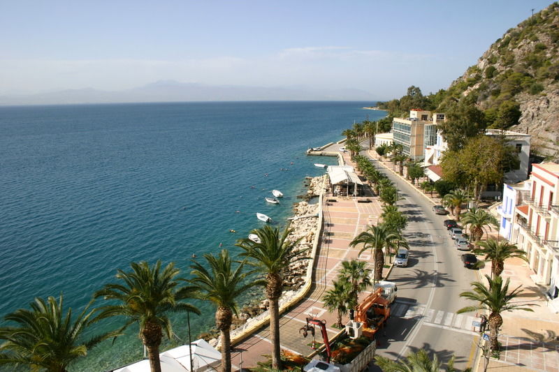 Petit Palais Hotel Loutraki  Exterior photo